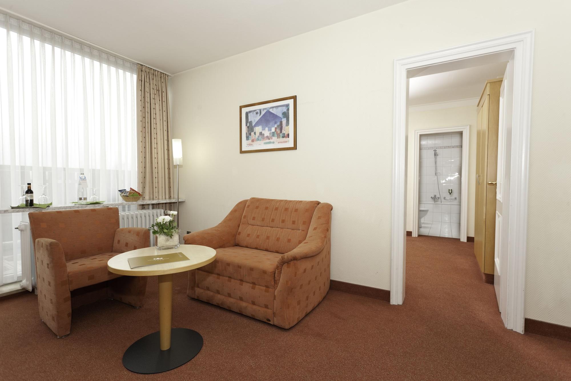 Hotel Koenigshof (Adults Only) Garmisch-Partenkirchen Bagian luar foto