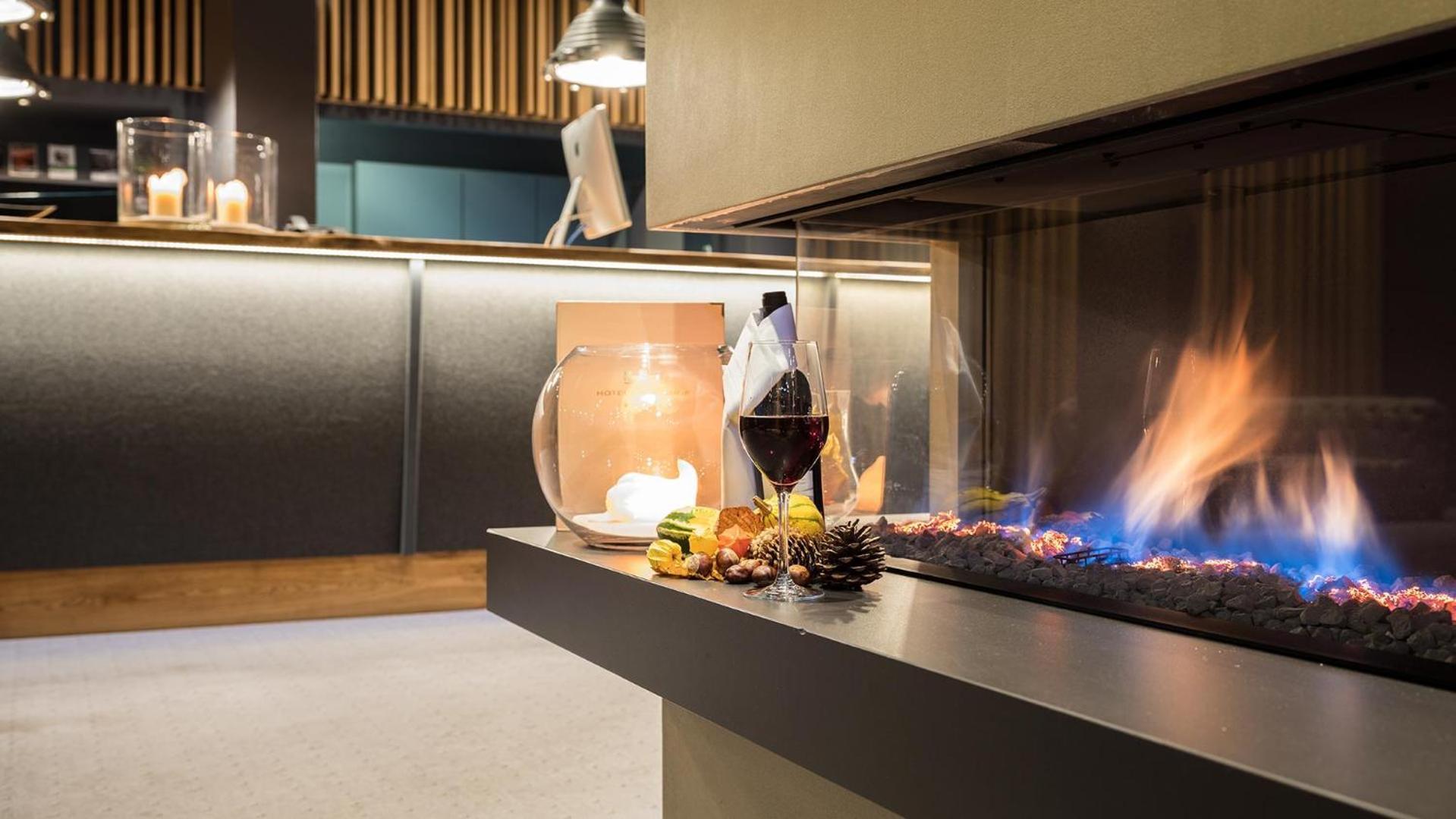 Hotel Koenigshof (Adults Only) Garmisch-Partenkirchen Bagian luar foto