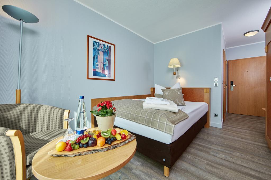 Hotel Koenigshof (Adults Only) Garmisch-Partenkirchen Bagian luar foto
